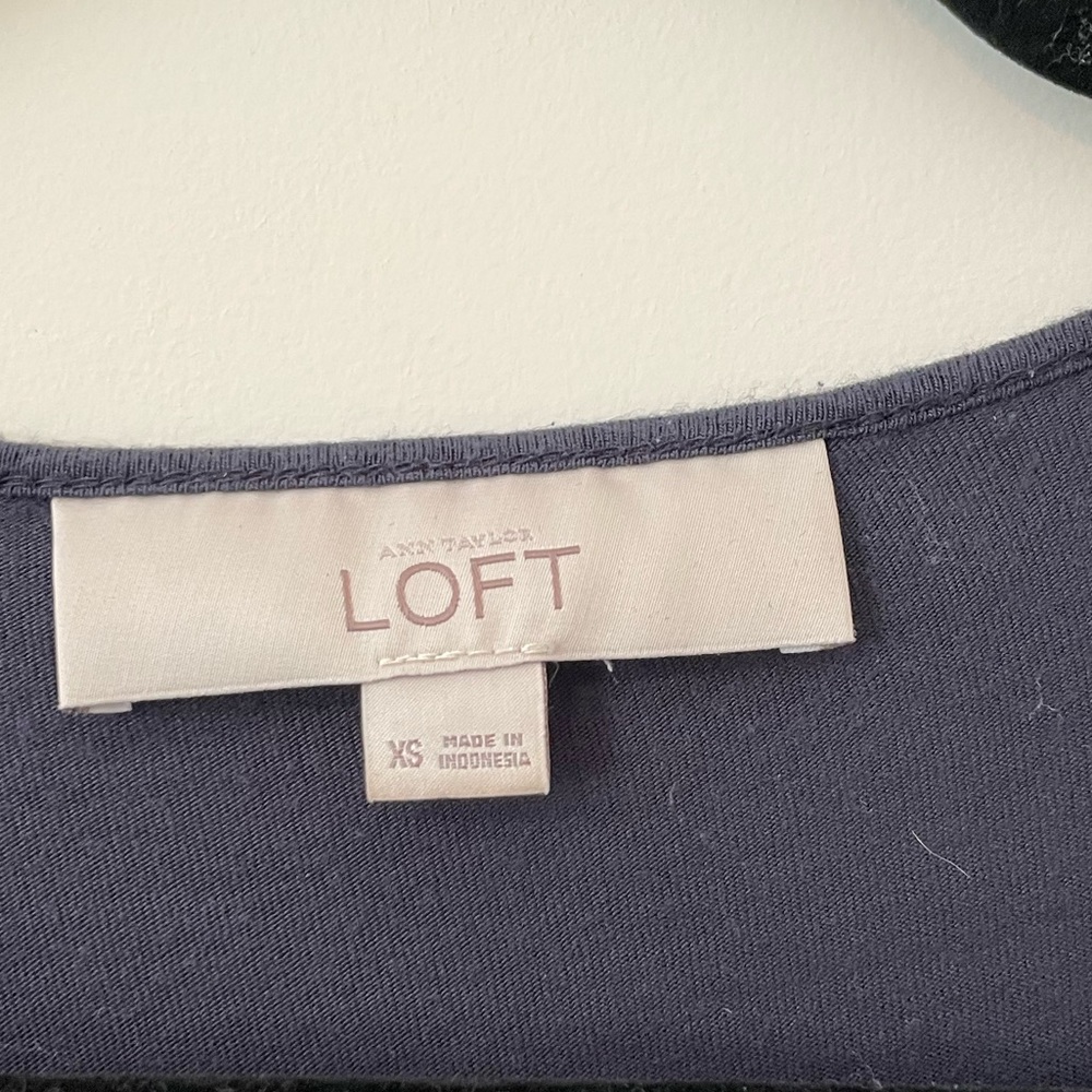 💙Ann Taylor Loft short sleeve shirt 💙